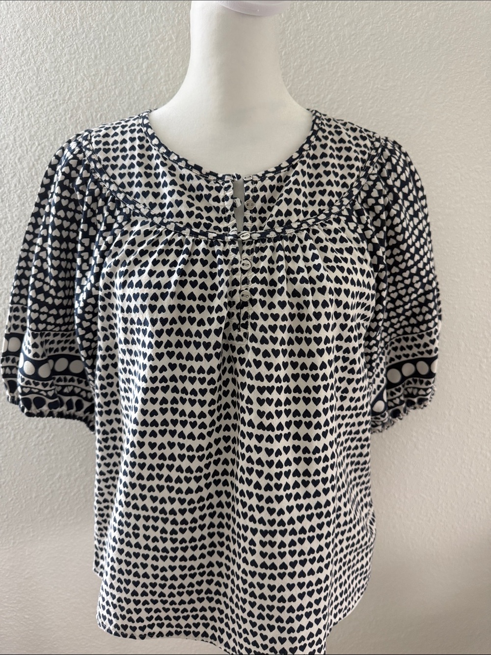 LOFT Black & White Heart Print Short Sleeve Blouse